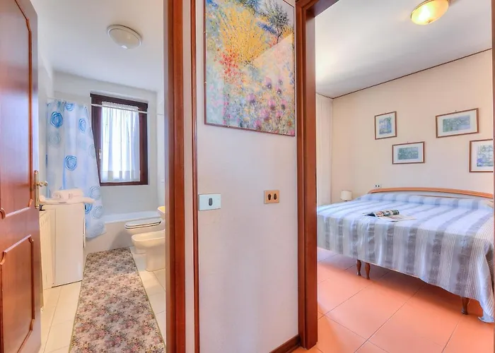 Laura's Cozy Center - Happy Apartamento *