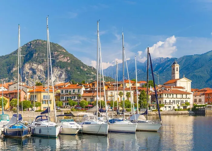 Laura's Cozy Center - Happy * Stresa