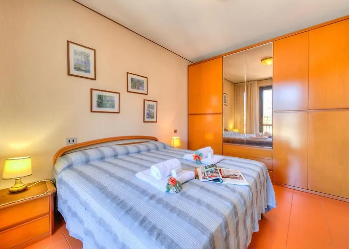 Laura's Cozy Center - Happy Apartamento *